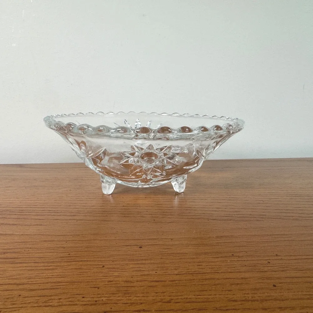 Vintage Anchor Hocking Precut Star of David Footed Serving‎ Candy Bowl